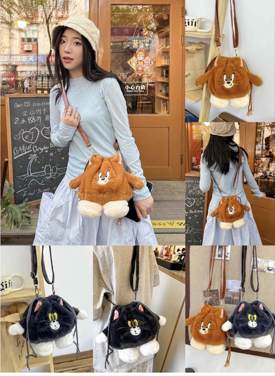 Tom and Jerry Plushy Sling Bag