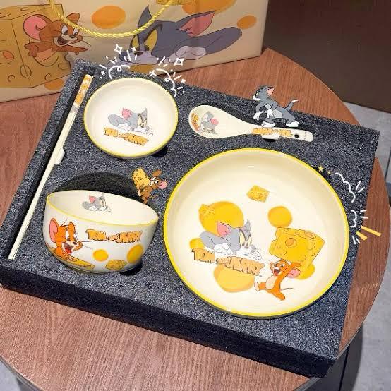 Tom & Jerry Original Ceramic Tableware Set
