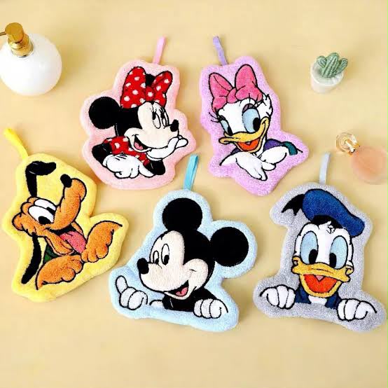 Mickey & Friends Hand Towel